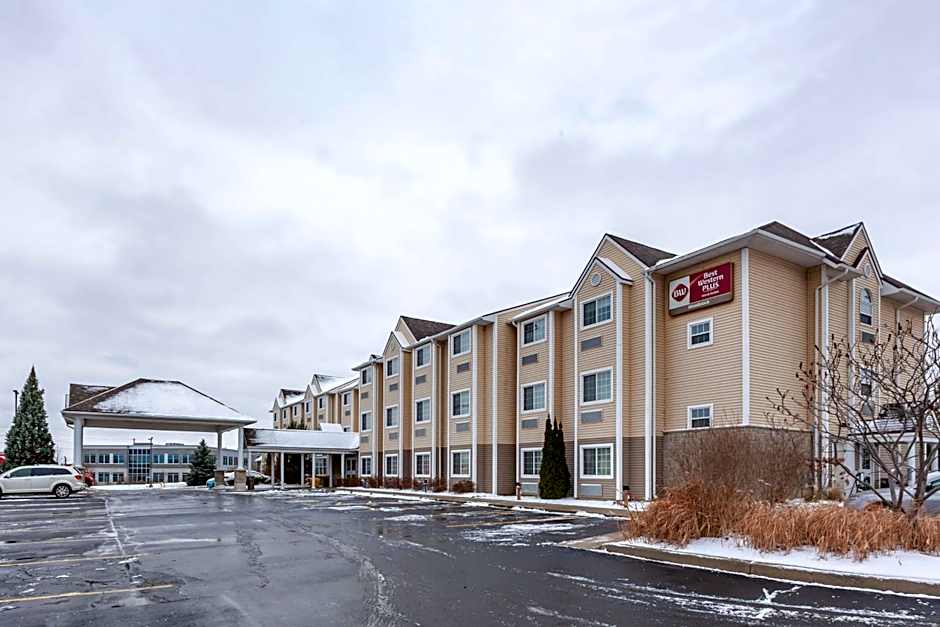 Best Western Plus Woodstock Inn & Suites