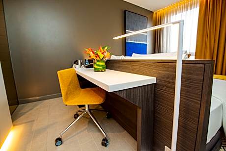 Double Standard Lagoon View