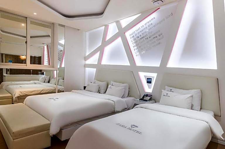 Zara Hotel Peace Square