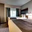Roundhouse Suites