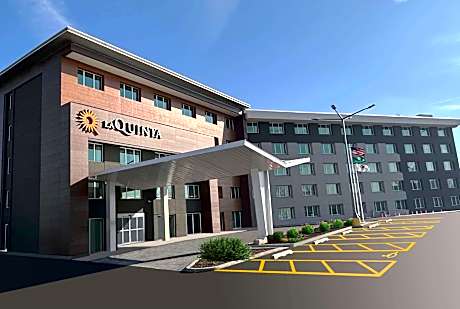 La Quinta Inn & Suites by Wyndham Rosemont/O Hare
