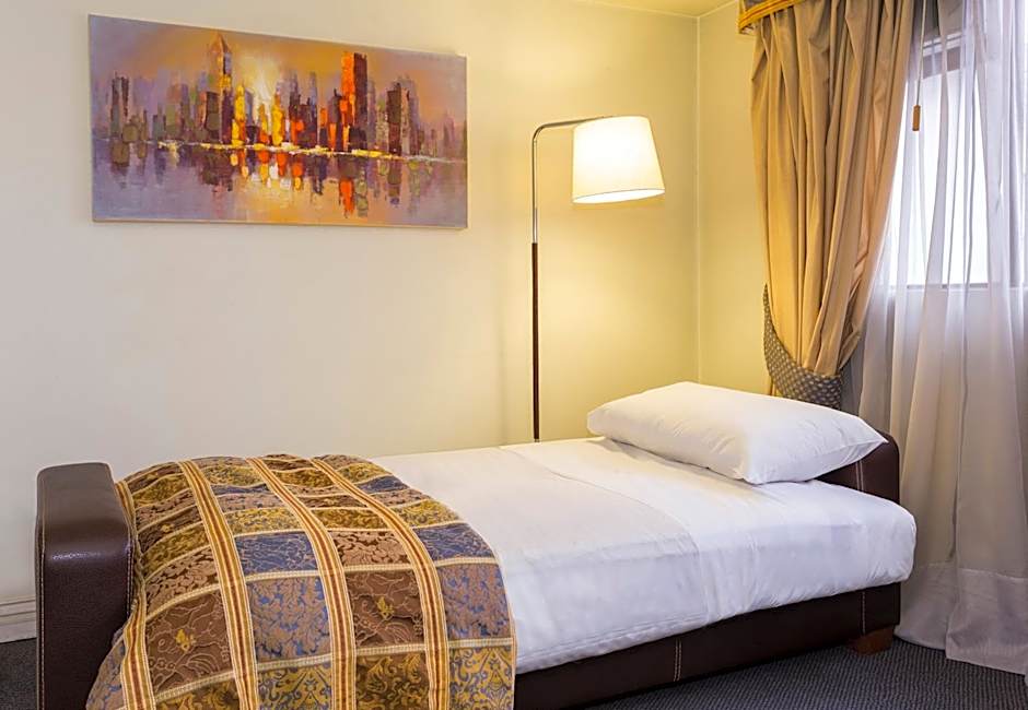 Park Plaza Apartments