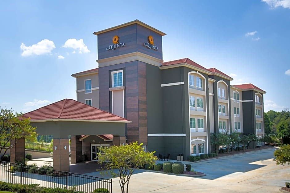 La Quinta Inn & Suites by Wyndham Tupelo