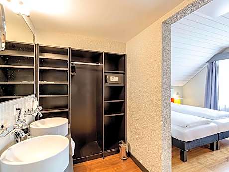 Family Room Standard