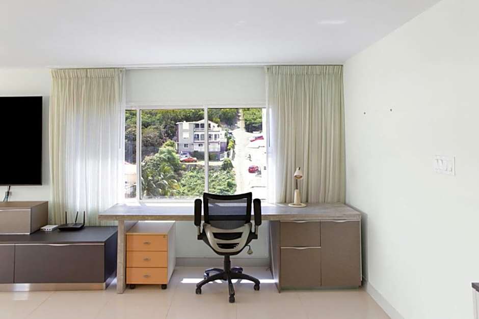 Photo 1 of 2 of Penthouse 2 King Beds and 1 Queen Bed Suite