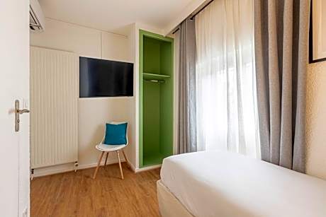 Single Room - (without elevator)
