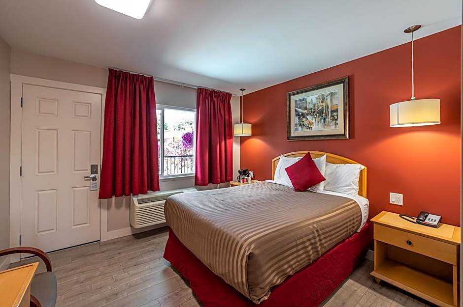 Sahara Courtyard Inn Penticton