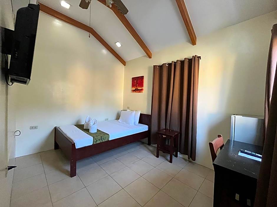 Photo 1 of 7 of Villa, Pool View