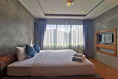 Tropical Loft Double room pool access