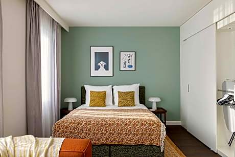Studio Apartment - Accessible