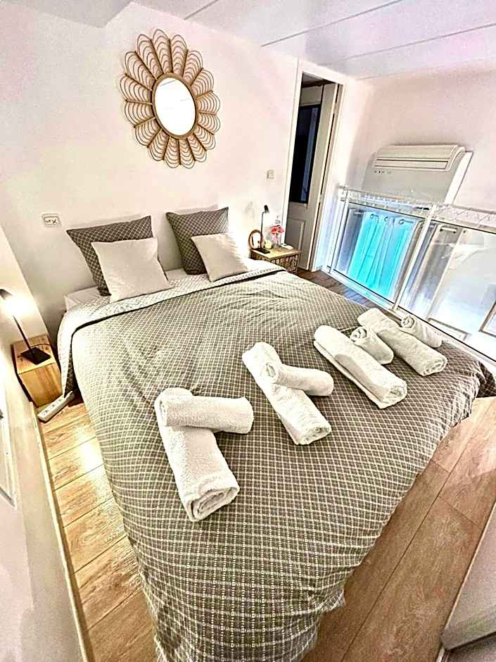 Duplex cosy - hyper centre - Proche mer et Promenade