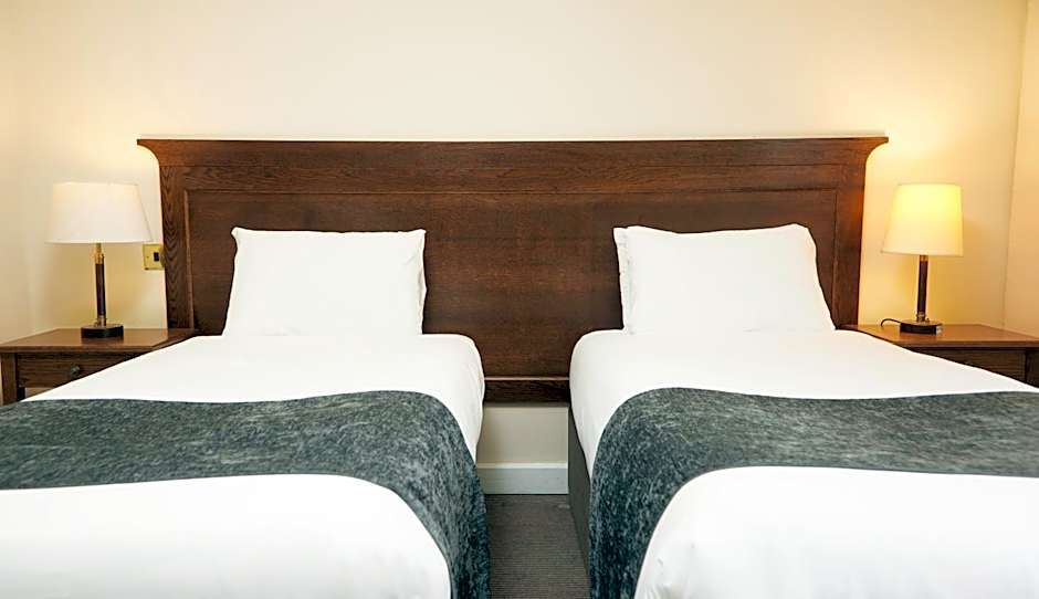 White Hart Hotel by Greene King Inns