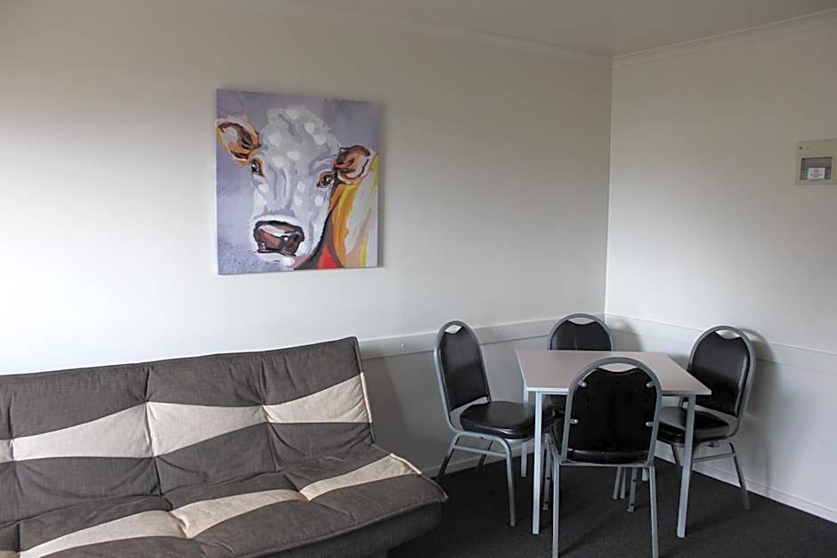 Kiwi Court Motel
