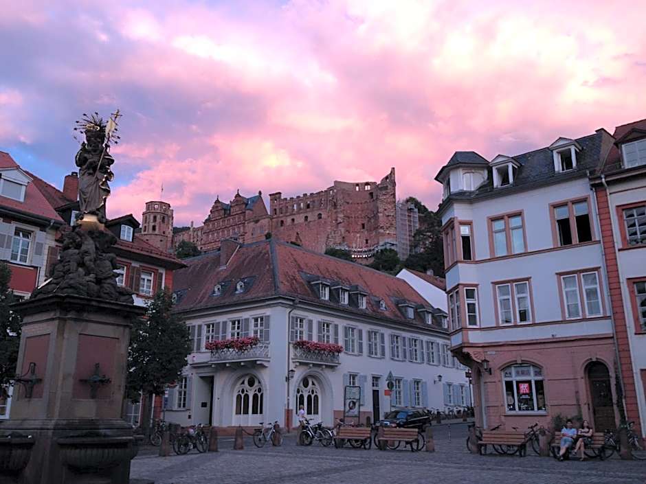 Lotte - The Backpackers