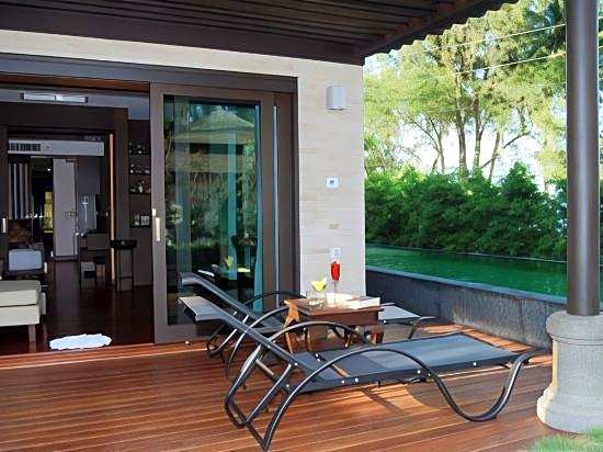 Niramaya Villa & Wellness Resort