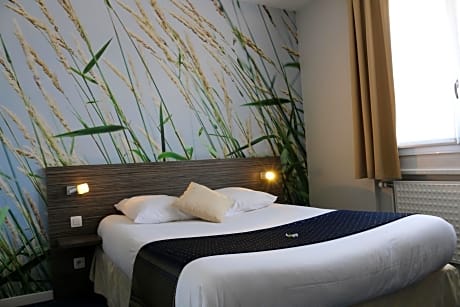 Inter-Hotel Dau-Ly