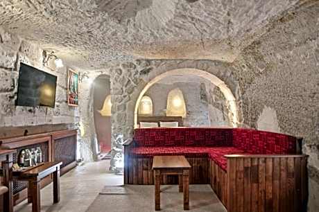 Deluxe Double Room with Extra Bed