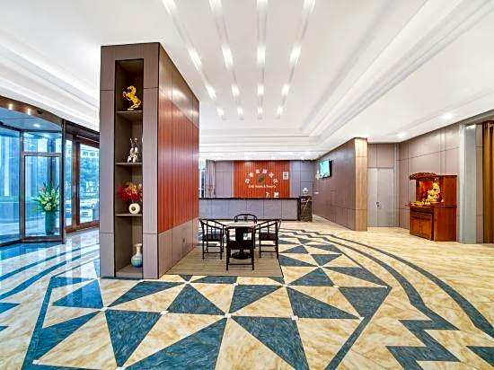 Four Seasons Green Teng Hotel (Outlets Airport Branch)