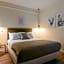 Three House Hotel