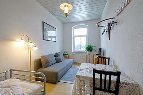 EF29-Zimmer am Busbahnhof