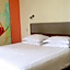4th Zhongshan Road Garden Inn