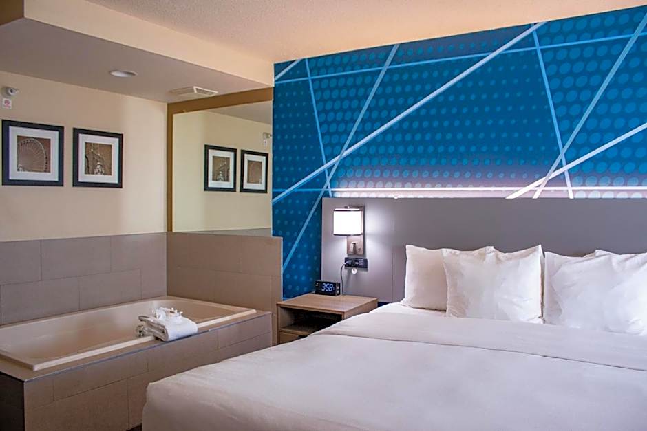 Comfort Inn & Suites Geneva- West Chicago