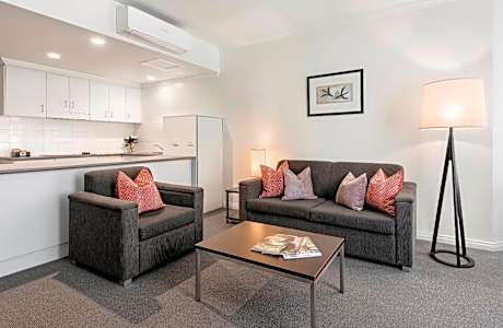 Franklin Apartments