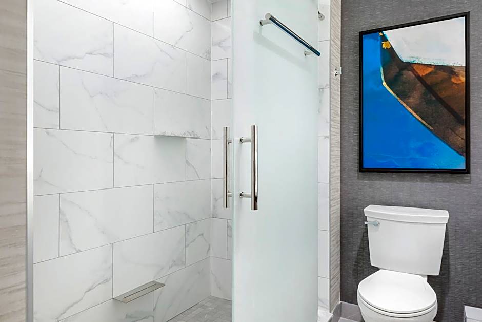 Cambria Hotel Niagara Falls