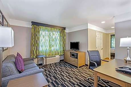 1 King Bed One-Bedroom Mobility Accessible Suite Non-Smoking