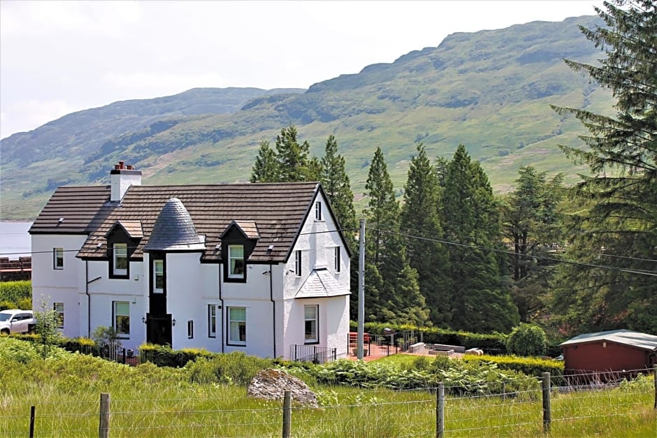 Loch Arklet House