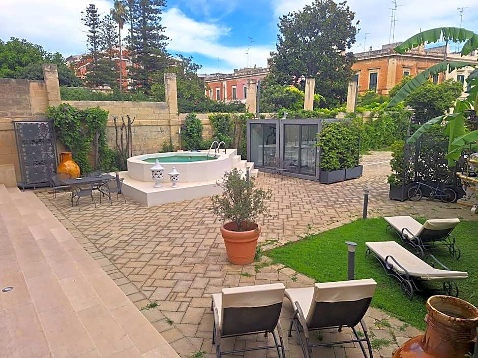 Dimora Charleston Lecce parcheggio privato in loco gratis