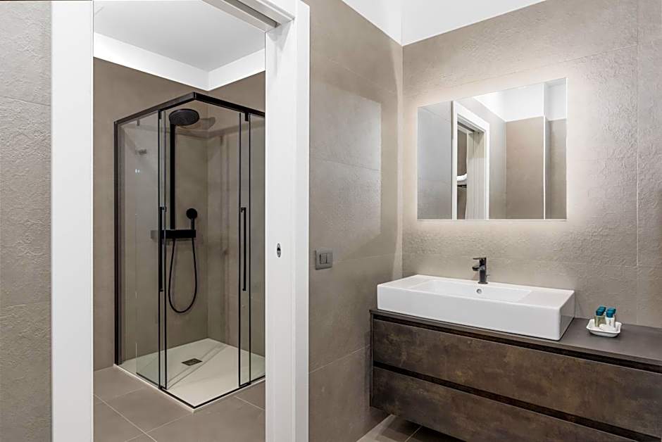 Q71 TIMELESS SUITES