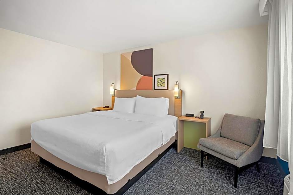 Spark by Hilton Moline Quad Cities