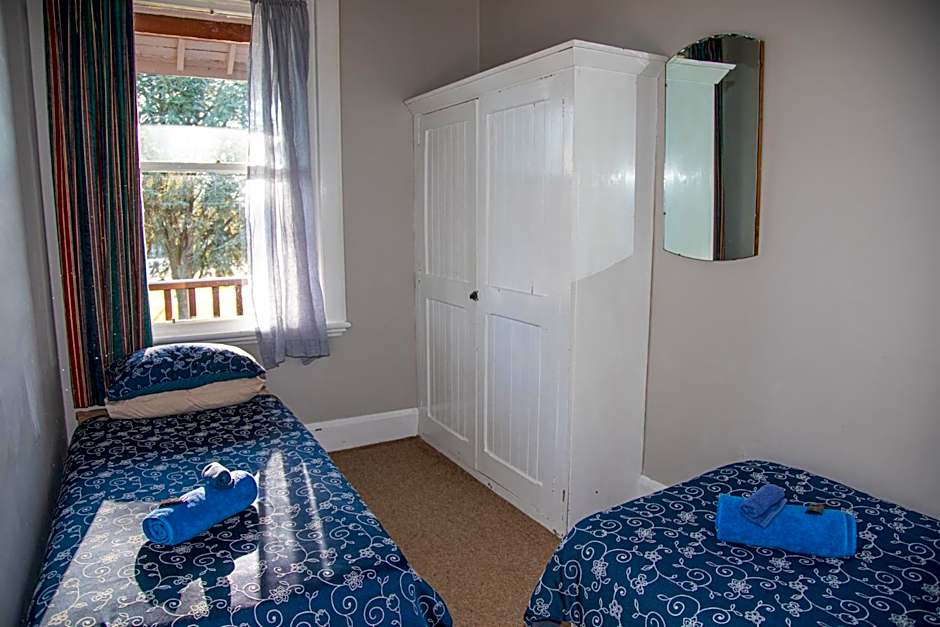 Photo 1 of 7 of 2 Beds