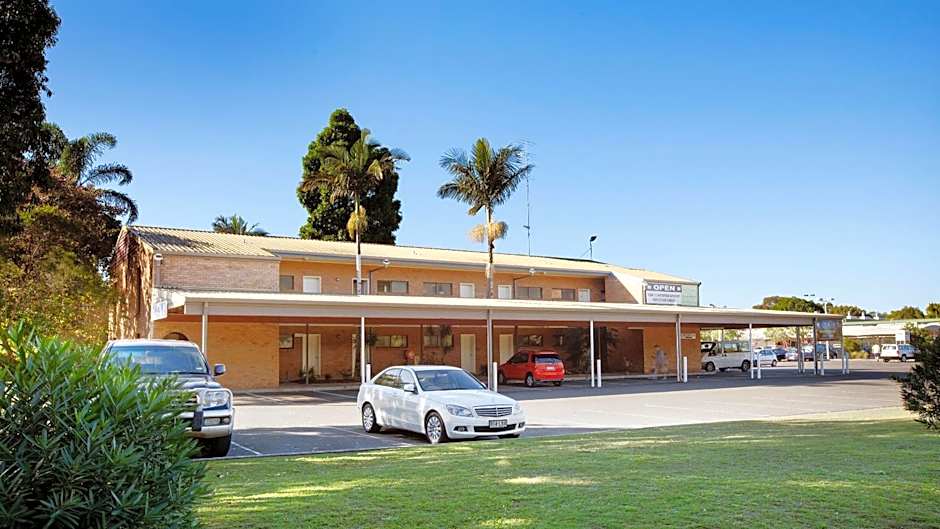 Villa Noosa Hotel