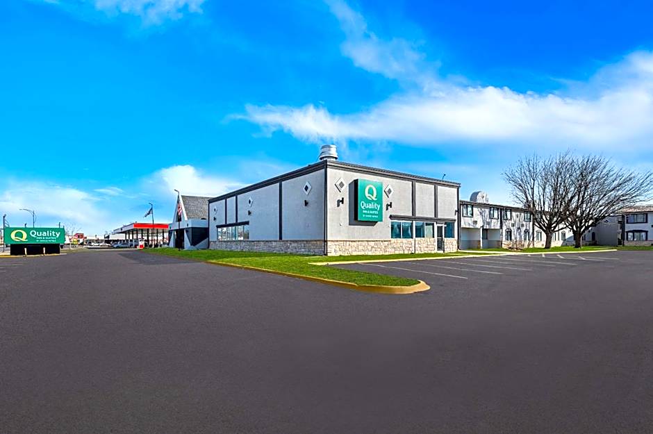 Quality Inn & Suites near I-480 and I-29
