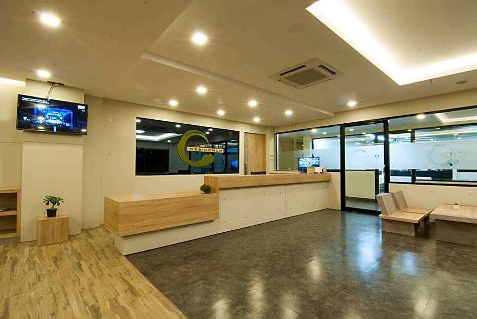 The Zenith Residence Hotel (SHA Extra Plus)