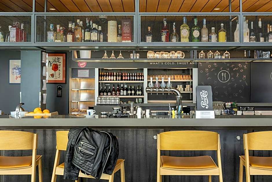 Moxy by Marriott Milan Malpensa Airport