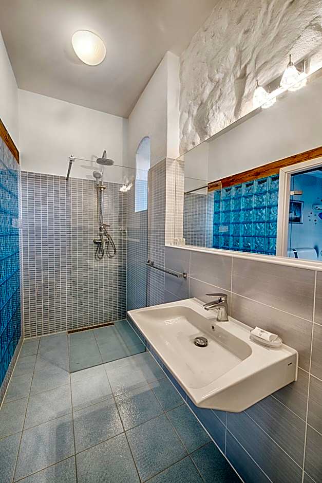 Żabi Dwór - HOTEL - RESTAURACJA - SPA