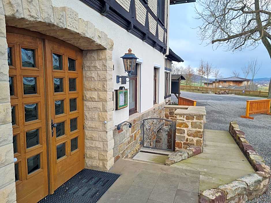 Hotel Waldquelle - Baumhaushotel Aerzen