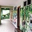Api Api Guest House