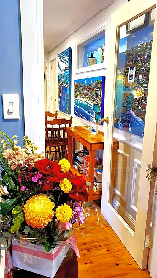 Bowral Road Art Gallery Bed and Breakfast