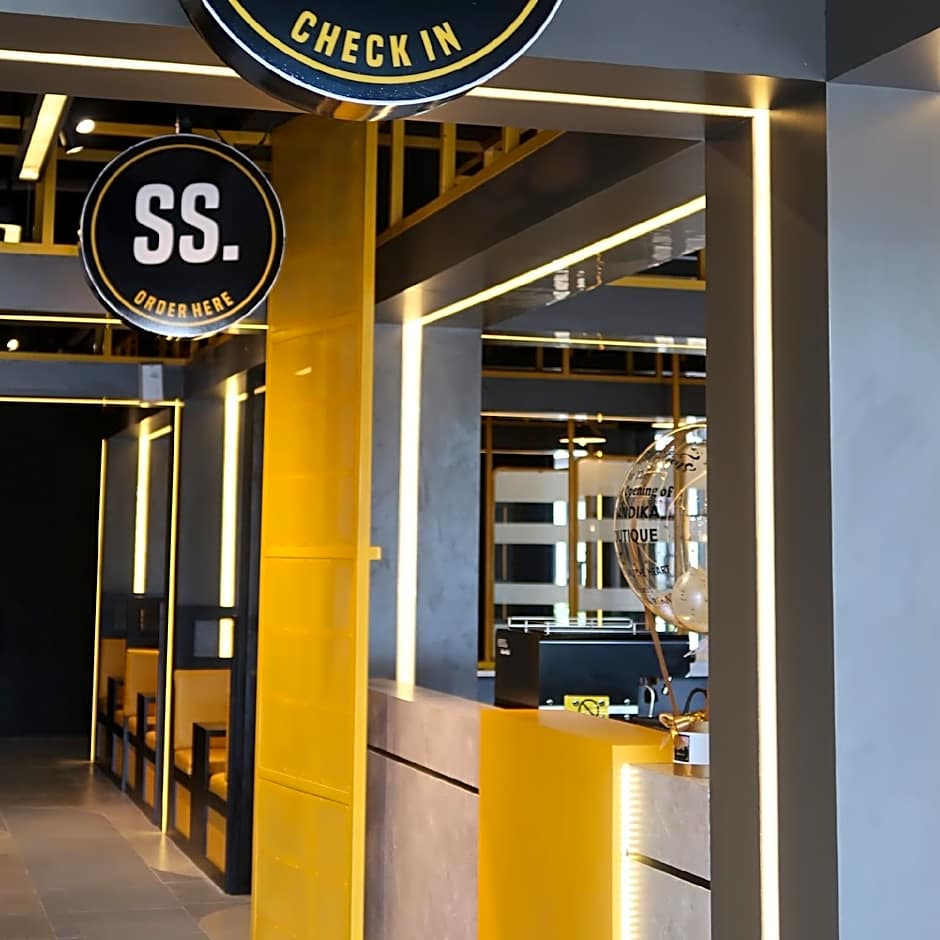 Fhandika Boutique Inc.