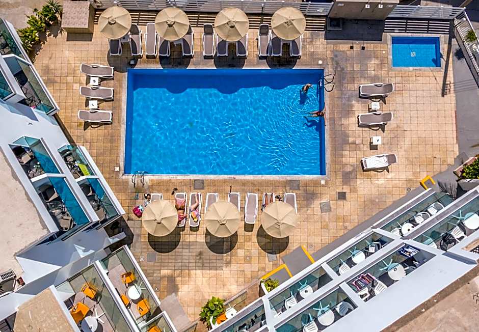 A Maos Hotel Apartments
