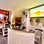 Hotel Brooklyn Suites - Near Golden Temple
