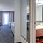 Comfort Inn & Suites At Dollywood Lane