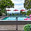 Cypress: Private Bedroom/Bathroom/Office, with Shared Pool, Hot tub