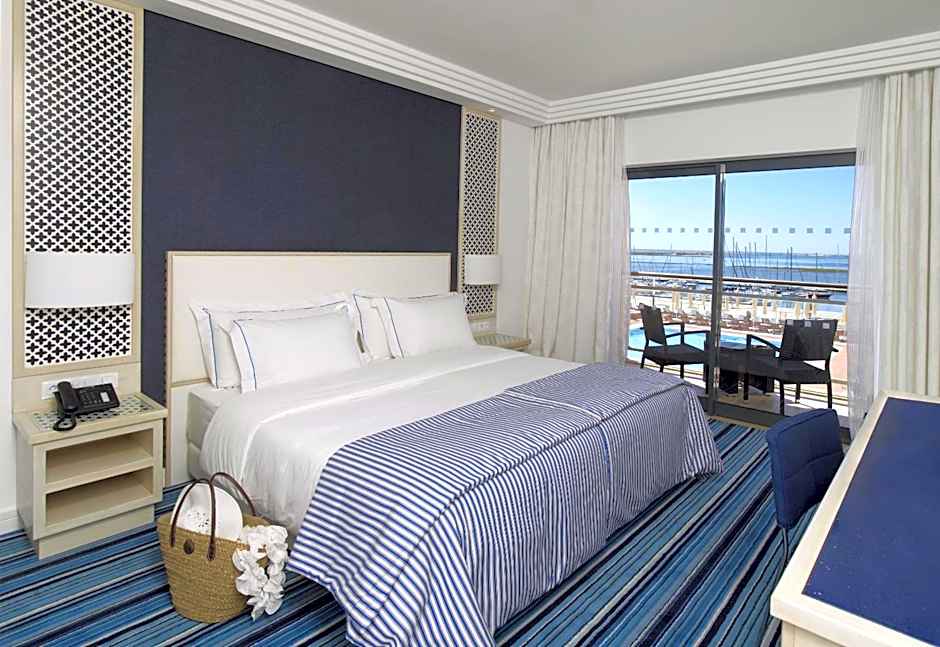 Photo 1 of 5 of Standard 1 Double Bed or 2 Beds, Sea View
