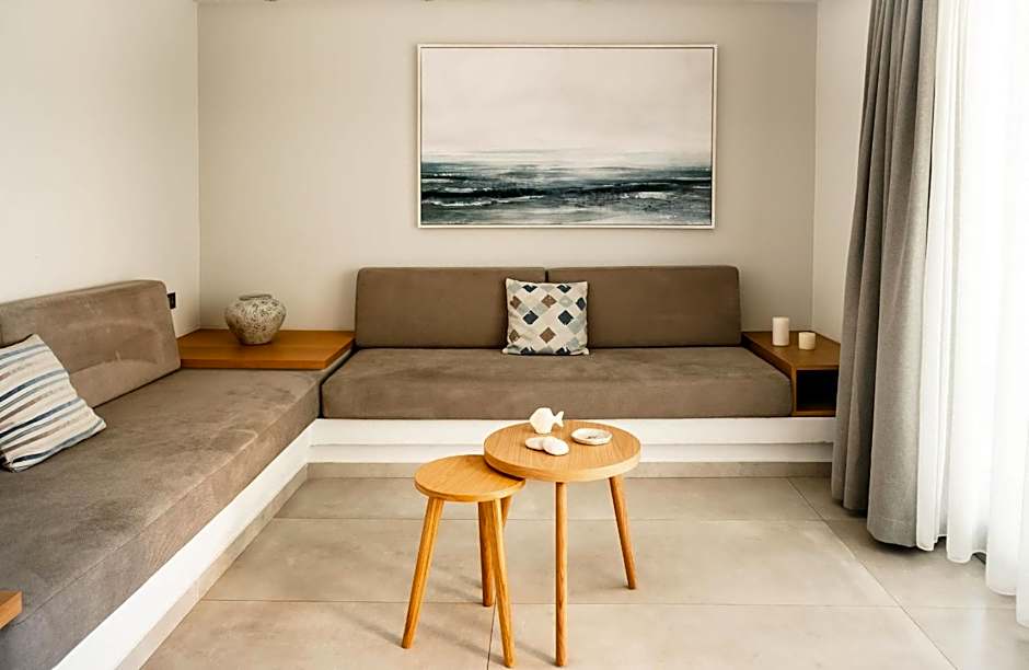 Batis Aero Beachfront Wellbeing Hotel