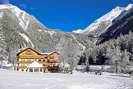 Alpenhotel Badmeister